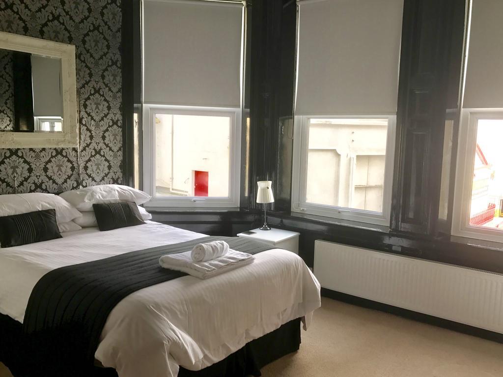 Edelweiss Guest House 더글러스 외부 사진