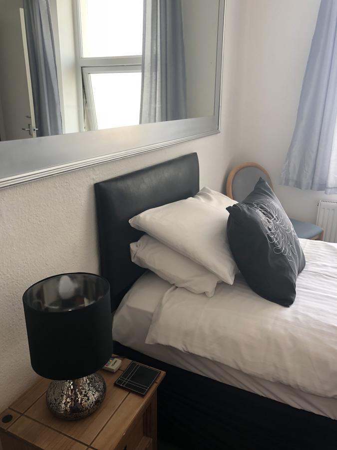 Edelweiss Guest House 더글러스 외부 사진